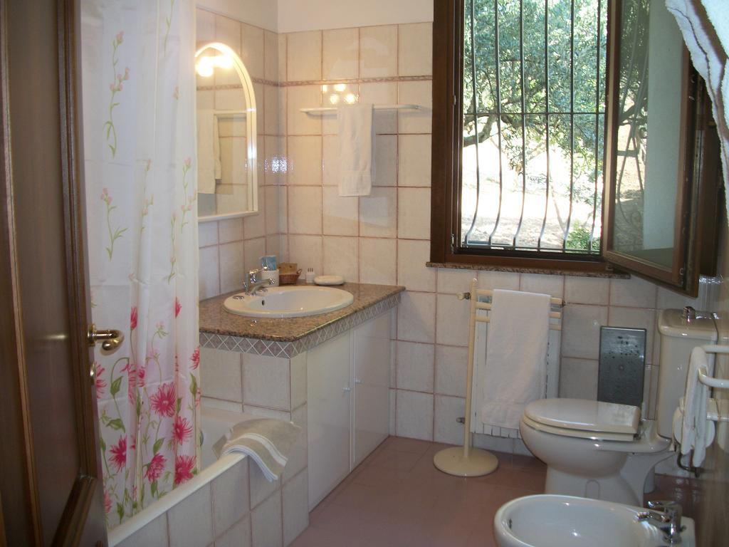 Le Poiane B&B Vacanze San Piero Patti Oda fotoğraf