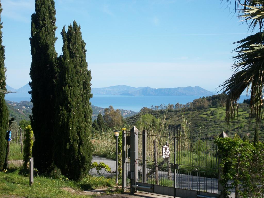 Le Poiane B&B Vacanze San Piero Patti Dış mekan fotoğraf